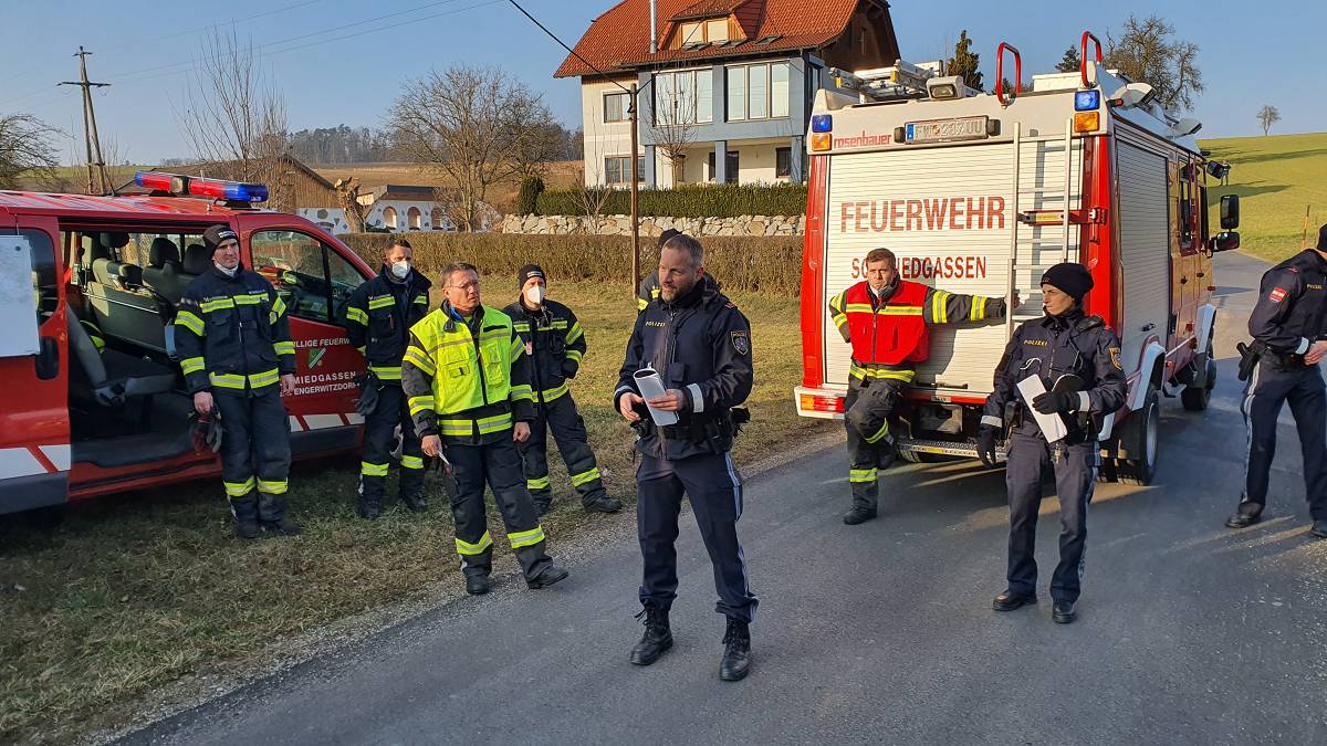 02.03.2021 - EINSATZ: Suchgroßeinsatz nach abgängiger Frau