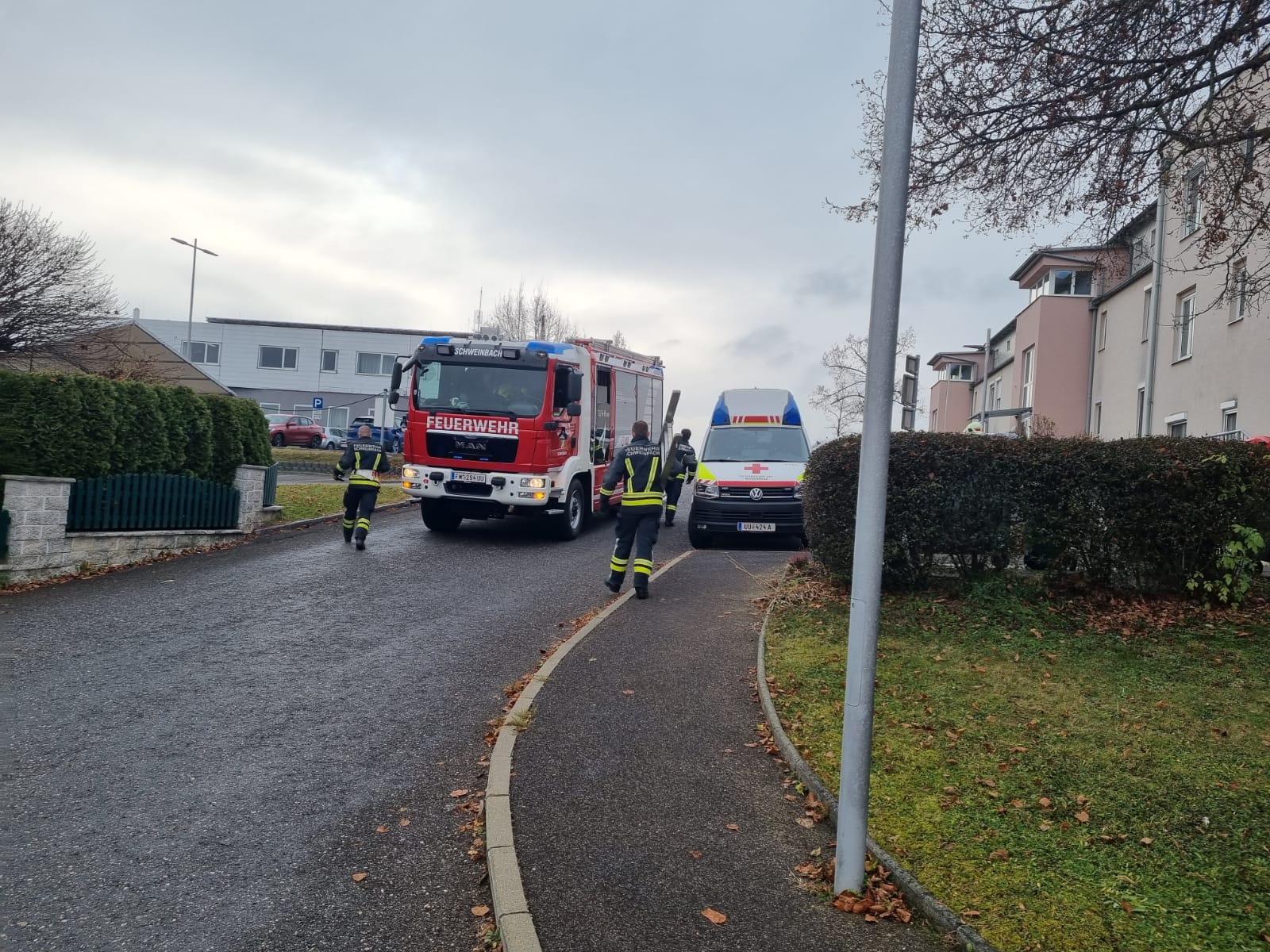 22.11.2021 - EINSATZ: Türöffnung mit Unfallverdacht