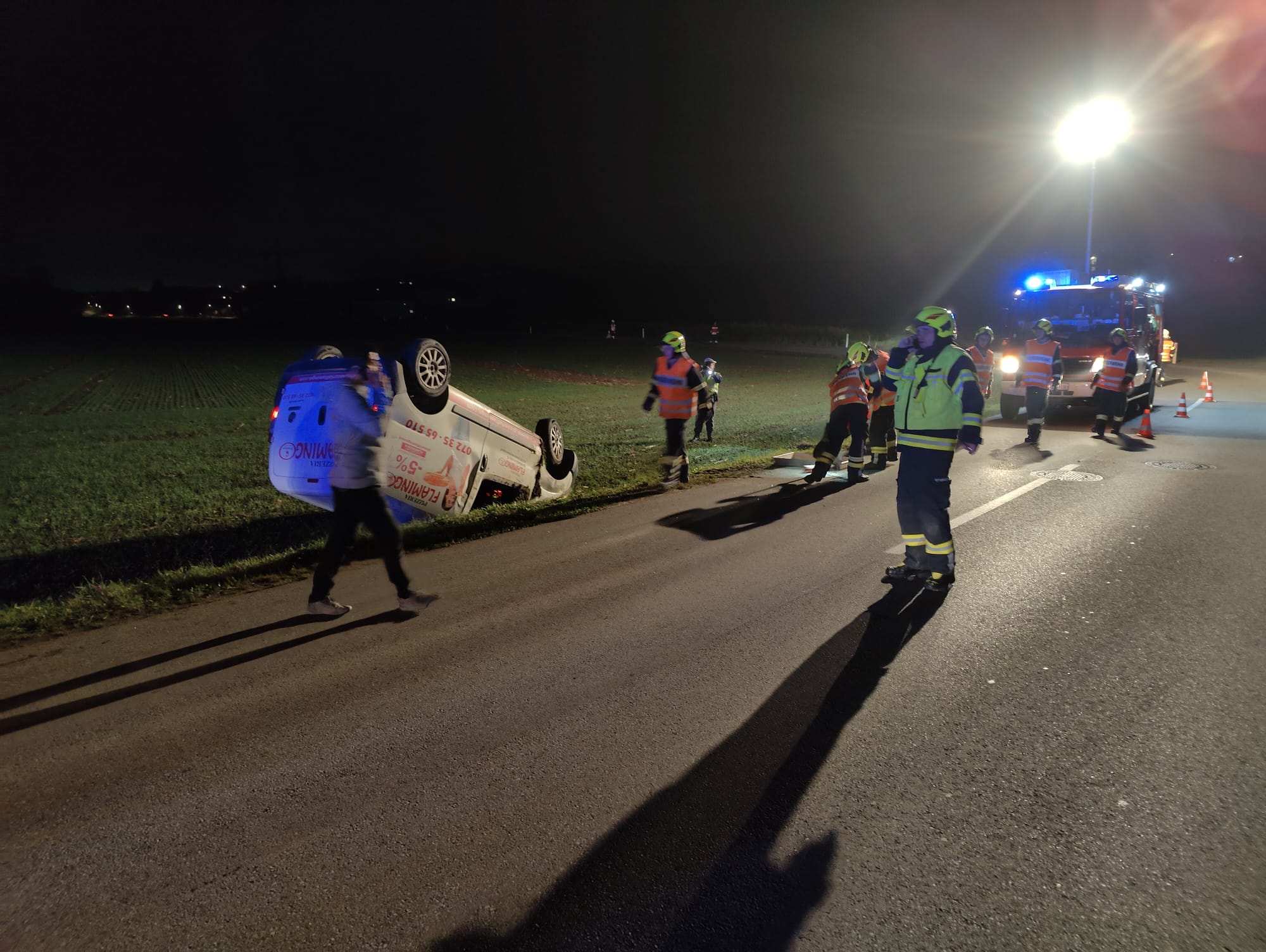 09.11.2022 - EINSATZ: Auto von Straße abgekommen