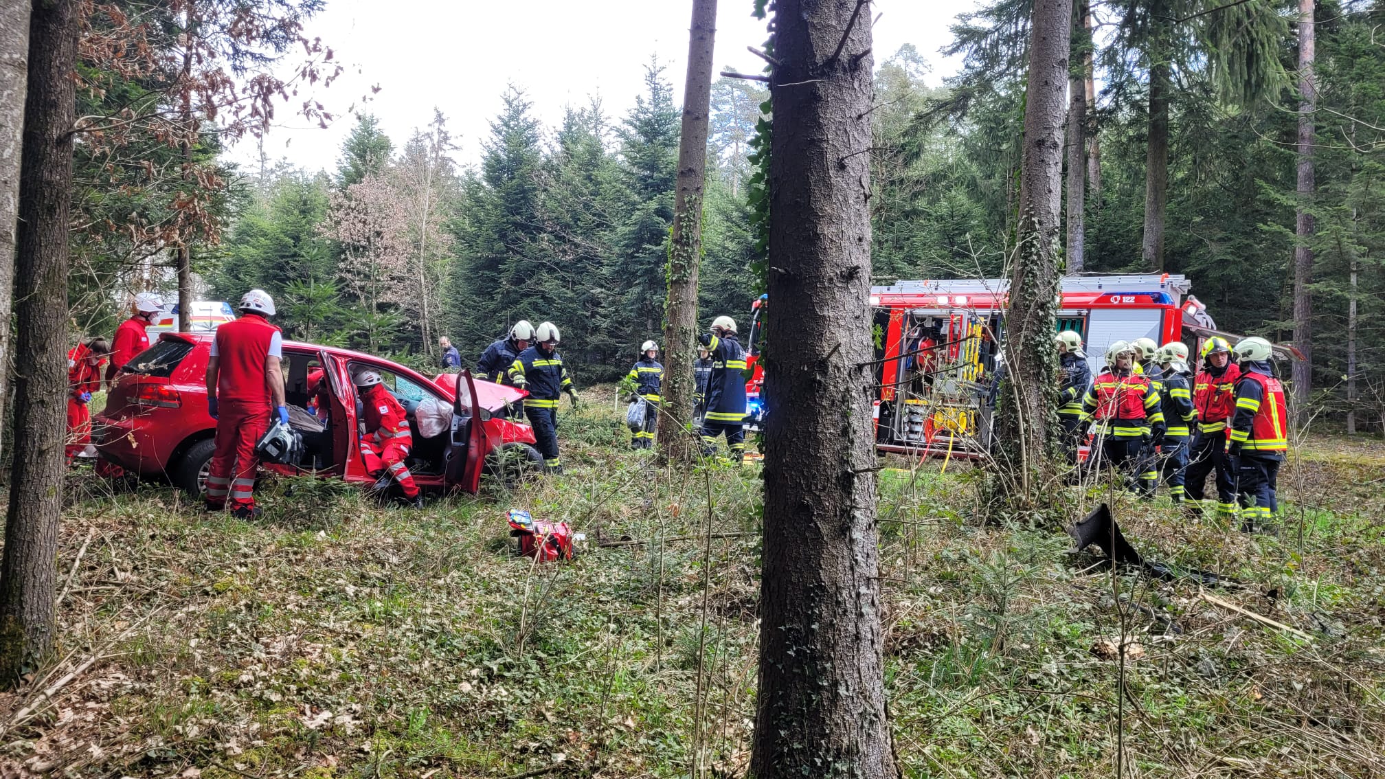 28.03.2023 - EINSATZ: Unfall fordert einen Schwerverletzten