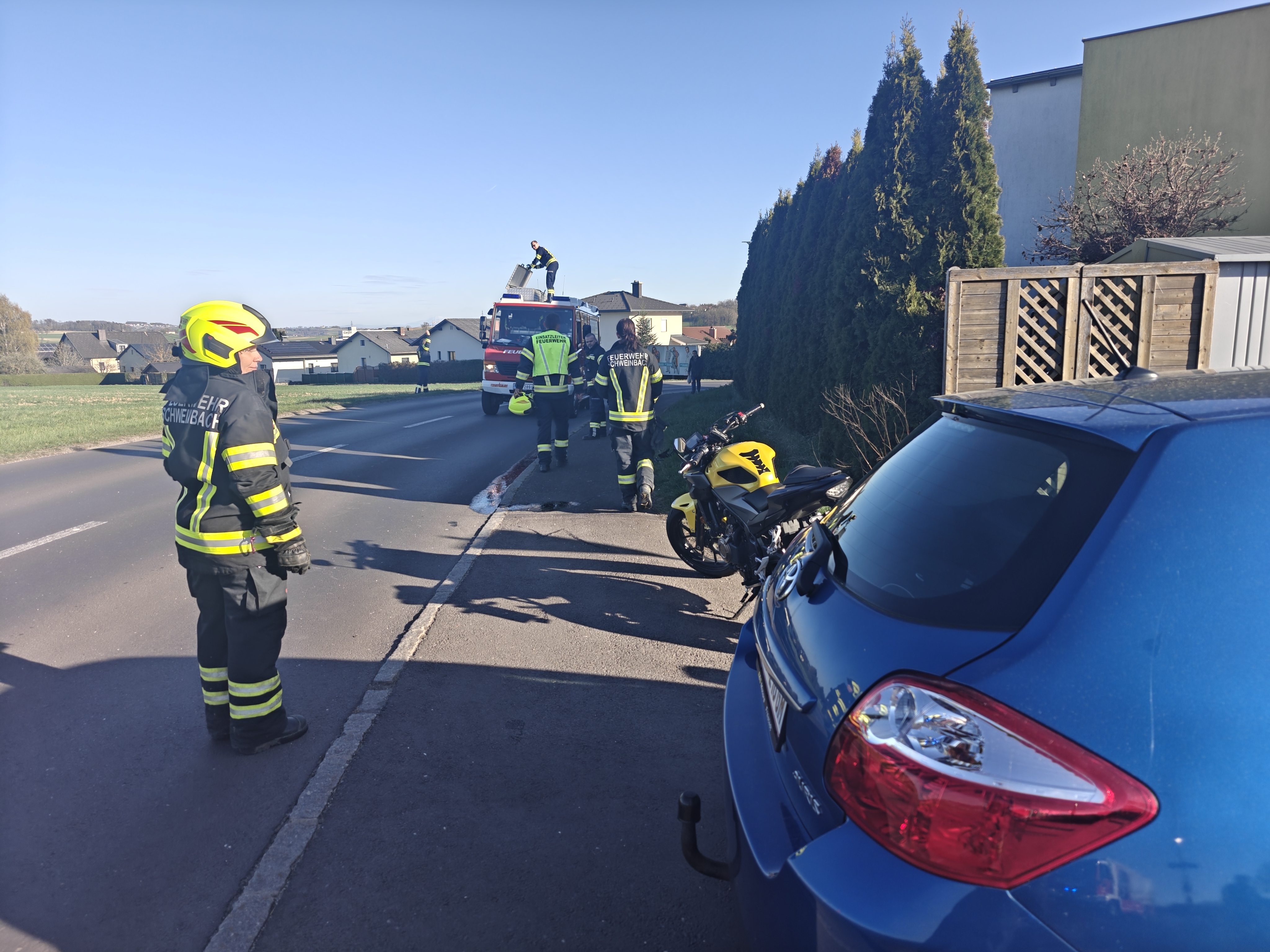 07.04.2026 - EINSATZ: Verkehrsunfall Motorrad gegen PKW