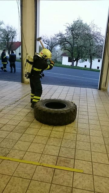 20.04.2016 - Probedurchgang: Atemschutzleistungstest